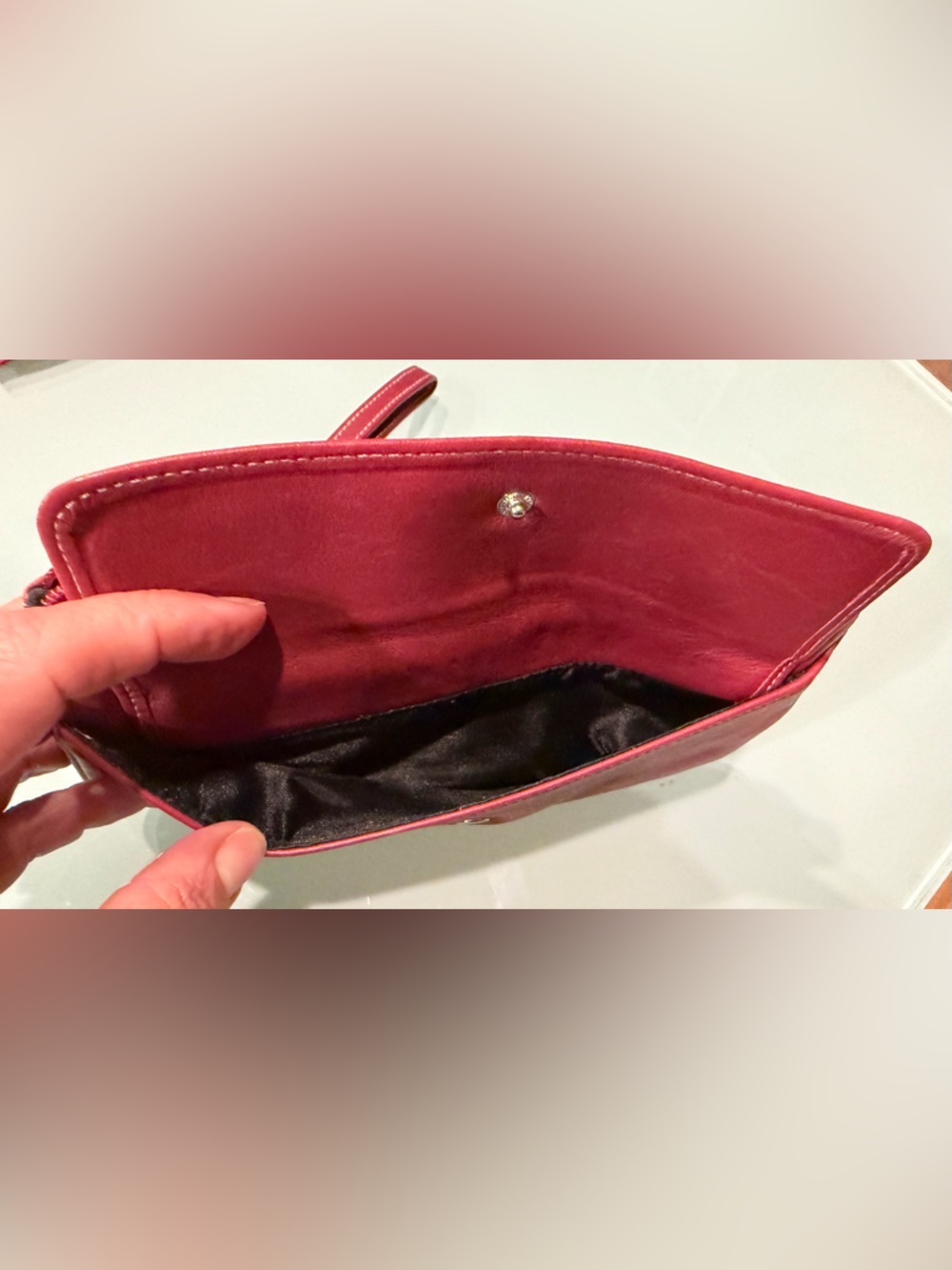 Tignanello Red Leather Wristlet Clutch/wallet- buttery soft - Picture 2 of 8